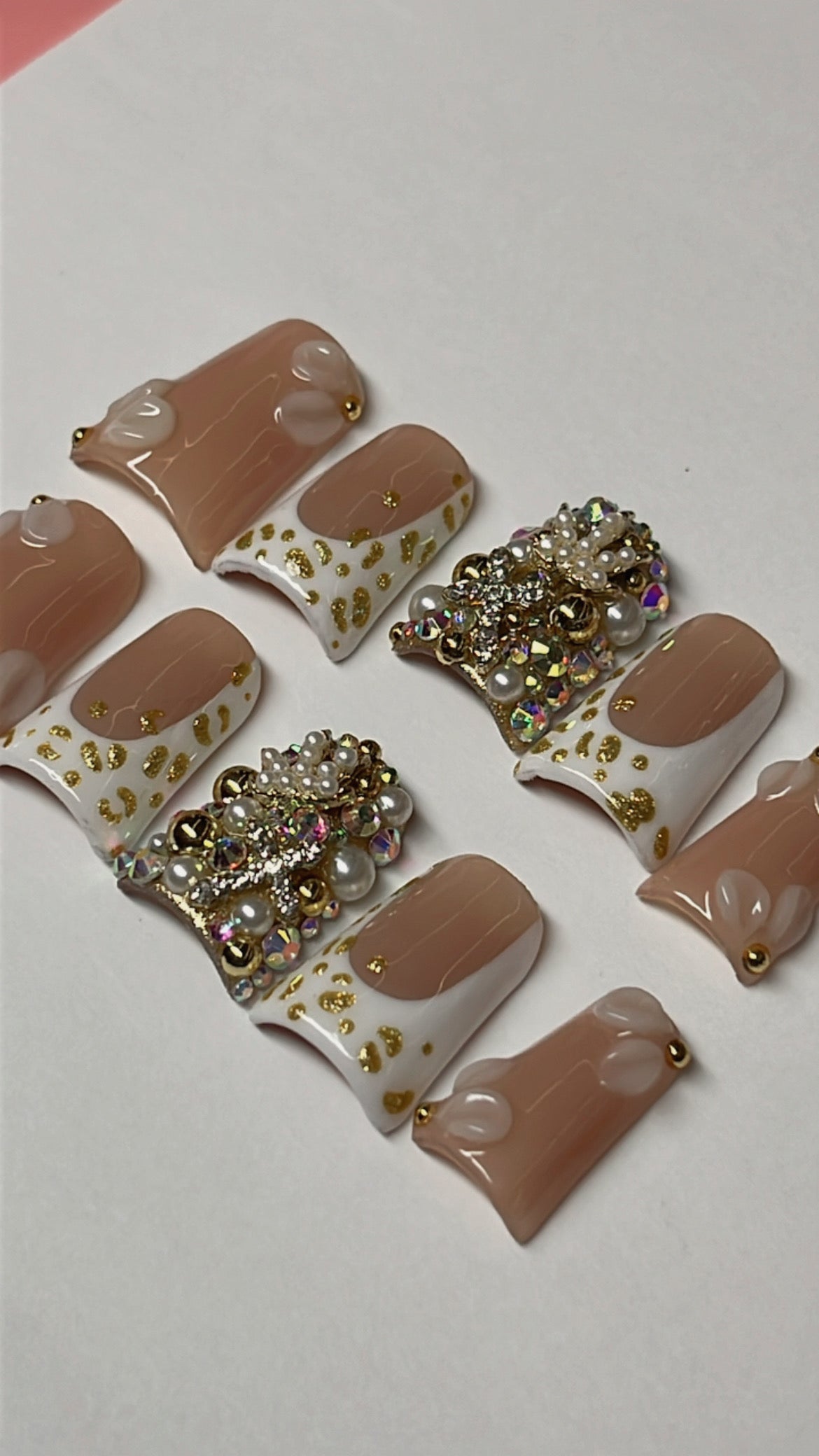 HIGH TIMES | DUCK | SHORT | PRESS ON NAILS