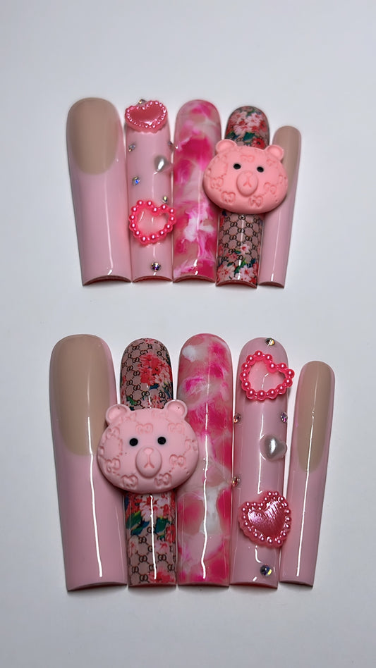 GG BEAR | SQUARE | XL LONG | PRESS ON NAILS