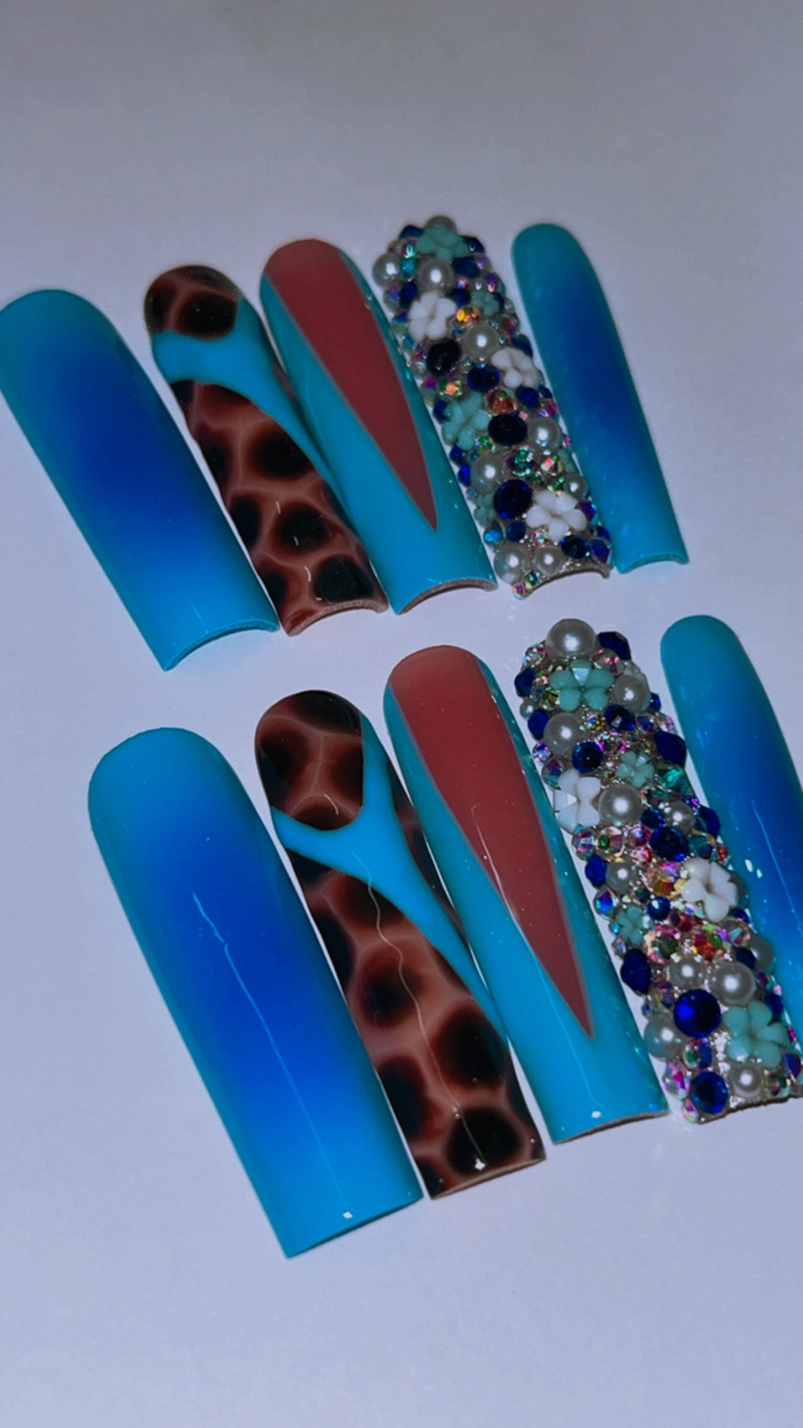 AQUA | SQUARE | 3XL LONG | PRESS ON NAILS