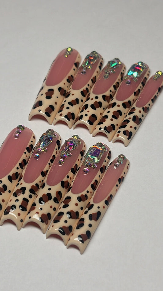 OUT THE MIX | MOON CUTT | XL LONG | PRESS ON NAILS